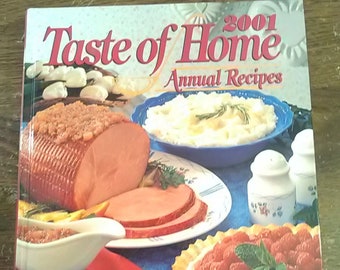 Taste of Home Annual Recipes 2001 Cookbook Vintage Cookbook, Hardback, Collector's Cookbook, All recipes from 2001