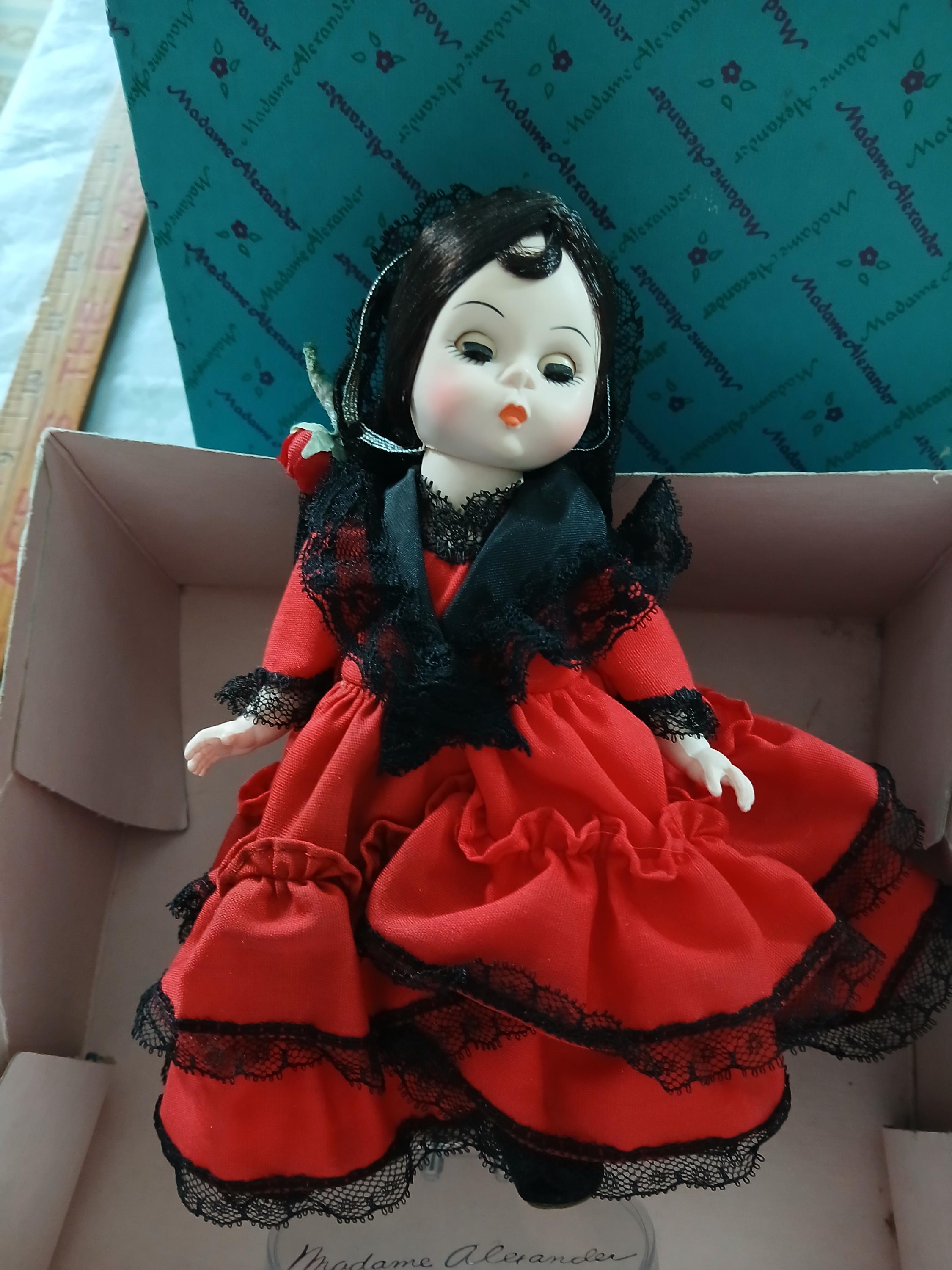 Madame Alexander International Dolls, Spain 595 Collector Doll