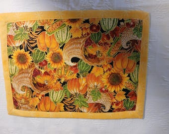 Trivet or Hot Mat, Reversible Fall, Autumn  and Thanksgiving Pumpkins and Gourds Seasonal table topper center mat