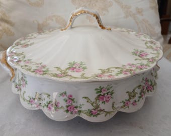 Haviland Limoges French Covered Floral Casserole Dish with Gold embossing on Top and handles.