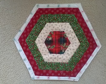 E-Pattern Table Center Mat Seasonal Sewing Fall or Autumn, Christmas, Runner, Table Topper Digital E-Pattern Instant Download PDF