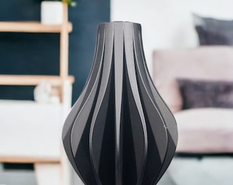 Zolara Vase