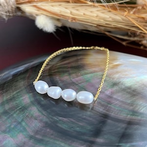14K Gold Pearl Bracelet , Natural 4 Pearl Delicate Style , Dainty Pearl Design , Perfect Wedding or Bridesmaid Gift ,Elegant Jewelry for Her