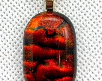 Orange Red Color Wavy Pattern Fused Dichroic Art Glass Jewelry Pendant FREE shipping