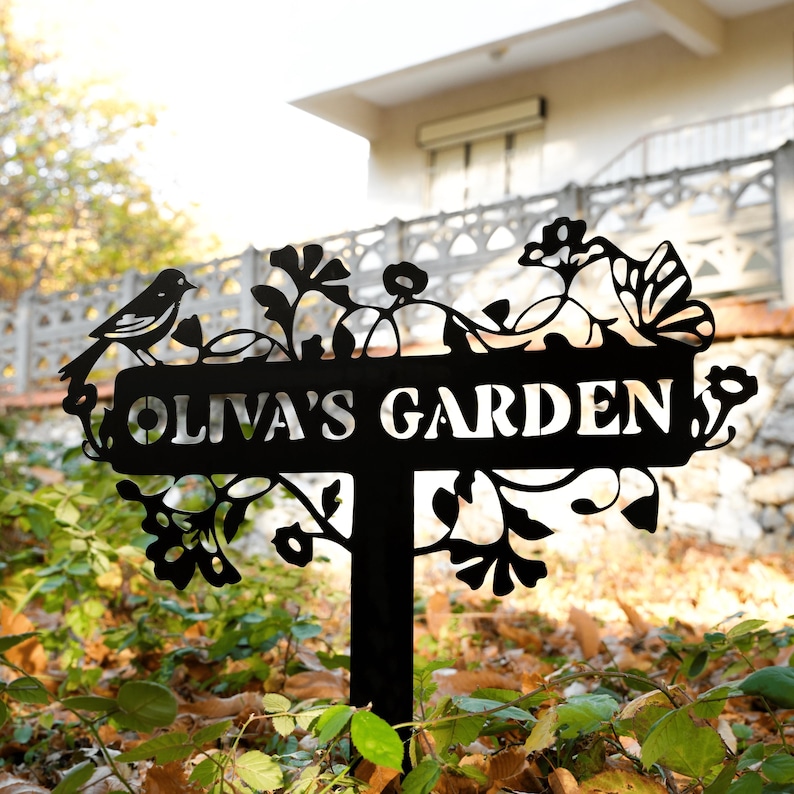 Personalized Grandpa's Metal Garden Stake: Outdoor Garden Marker with Custom Name image 3