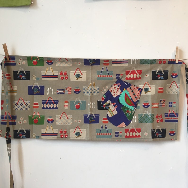 Cafe Apron