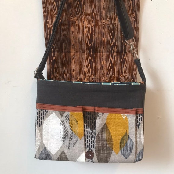 adjustable strap with free accessory Cerulean Warbler stitched drawn messenger bag freehand machine stitched bird