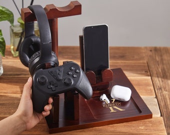 Wooden Headphones and Controller Stand, Personalized Gift, Headset Stand, Headphones and Gaming Controller Holder, Gift for Gamers