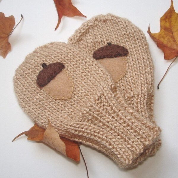 Ode To Chicken Little .... Acorn Baby Mittens Size 6 - 12 Months