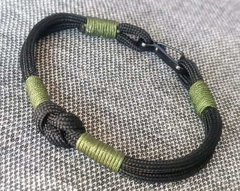Handmade Black and Green Paracord Bracelet for Men – Adjustable Military Style