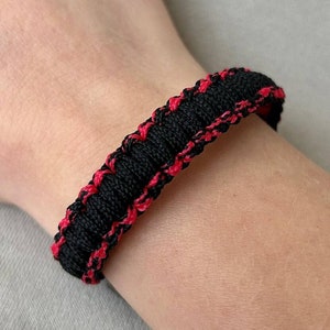 Black and red paracord bracelet Red woven bracelet Red rope bracelet Climbing rope bracelet for men Red bracelet Adjustable bracelet