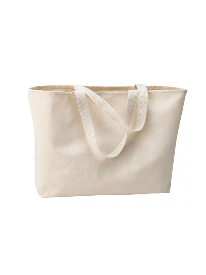 Op de afbeelding: Een effen witte canvas draagtas met twee lange hengsels.