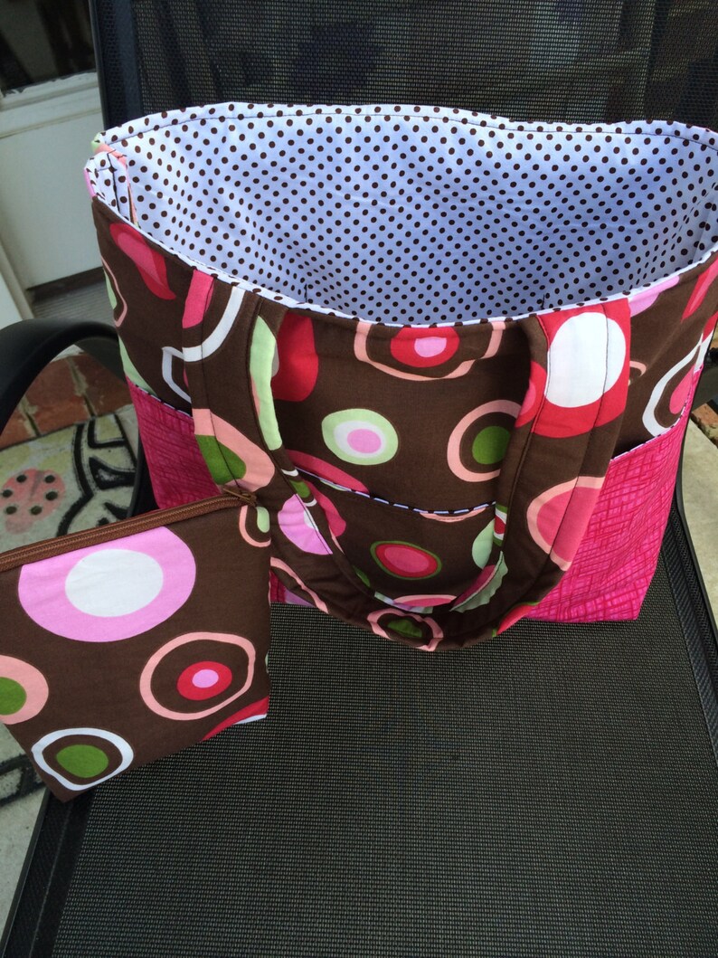 Six Pocket Tote Bag With Zippered Pouch Included Modern Pink Chocolate ...