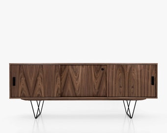 Mid-Century Sideboard, Kommode, Anrichte aus Nussbaum-Vaneer - Livlo O-S04