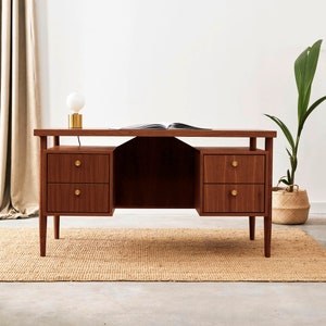 Desk in a minimalist Scandinavian style made of veneered oak wood - teak colour T-B02