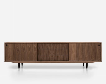 Mid Century Sideboard, Kommode, Anrichte aus Nussbaum vaneerLivlo O-S02