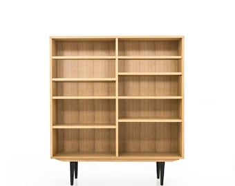 Bookcase, bookshelf made of oak vaneer - Livlo D-R02