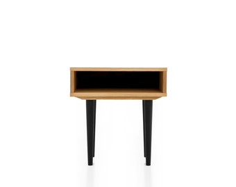 Nightstand with open shelf in Mid-century modern style made of oak vaneer - Livlo D-P05