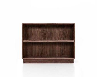 Bookcase, bookshelf made of walnut vaneer - Livlo O-R05