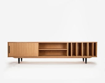 Mid-Century-Sideboard, Kommode, Kommode, Anrichte aus Eichenfurnier – Livlo D-S18