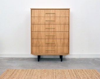 Mid-century sideboard, dresser, commode, credenza made of oak vaneer - Livlo D-P03