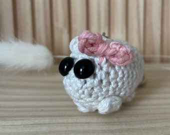 Sad Hamster Meme gehäkelt Crochet TikTok 100% Baumwolle Amigurumi Boho Anhänger Handmade Selfmade cream rosa