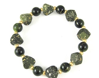 Green Bracelet, Green and Gold Bracelet, Acrylic Bracelet, Womens Bracelets, Womens Jewelry, Teens, Teeangers, Glass Jewelry, Handmade