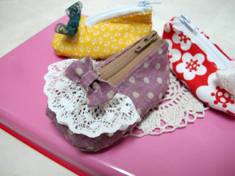 PDF Sewing Pattern Cute Baby Shoe Zippered Coin Purse with Bow Tutorials image 1