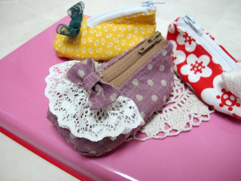 PDF Sewing Pattern Cute Baby Shoe Zippered Coin Purse with Bow Tutorials