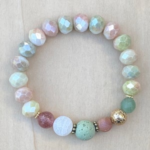 Diffuser bracelet ~ Aromatherapy ~ Essential Oil ~ Gemstone ~ Stretch bracelet ~ Lava bead ~