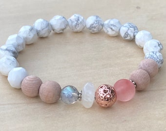 Diffuser bracelet ~ Aromatherapy ~ Essential Oil ~ Gemstone ~ Stretch bracelet ~ Lava bead