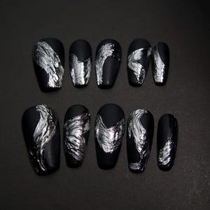 Matte Black and Shiny Metallic Silver  Press On Nail/Coffin Shape Reusable Nail Set/Minimalist Metallic Fake Nails/3D Metallic Design/KK35
