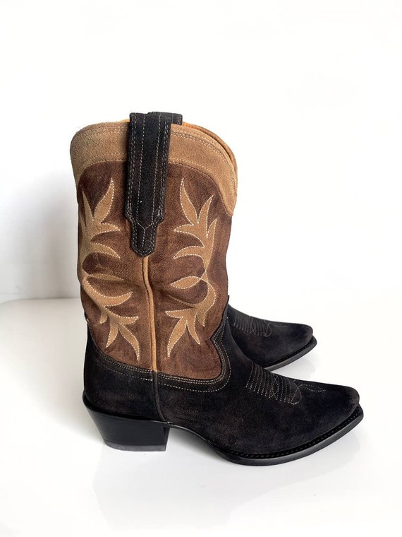 8B Western Boots Tecovas The Sadie Almond Suede - image 2