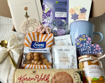 Hygge Box (L) Purple - Cozy Comforts & Danish Delights for Any Occasion | Birthdays, Gifts, Mother’s Day, Self-Care, Get Wells, Pamper