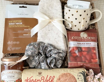 Sweetheart Hygge Gift Box for Her - Cozy Comforts & Danish Delights for Any Occasion | Care Package, Birthday Gift, Self-Care, Get Wells