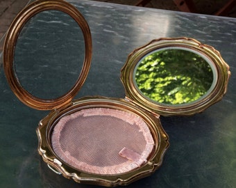 Vintage STRATTON Made in England. Collectible Collectable Antique. Mirror. PAT 764125 Rare hard to find 1920 1930 1940 1950 1960