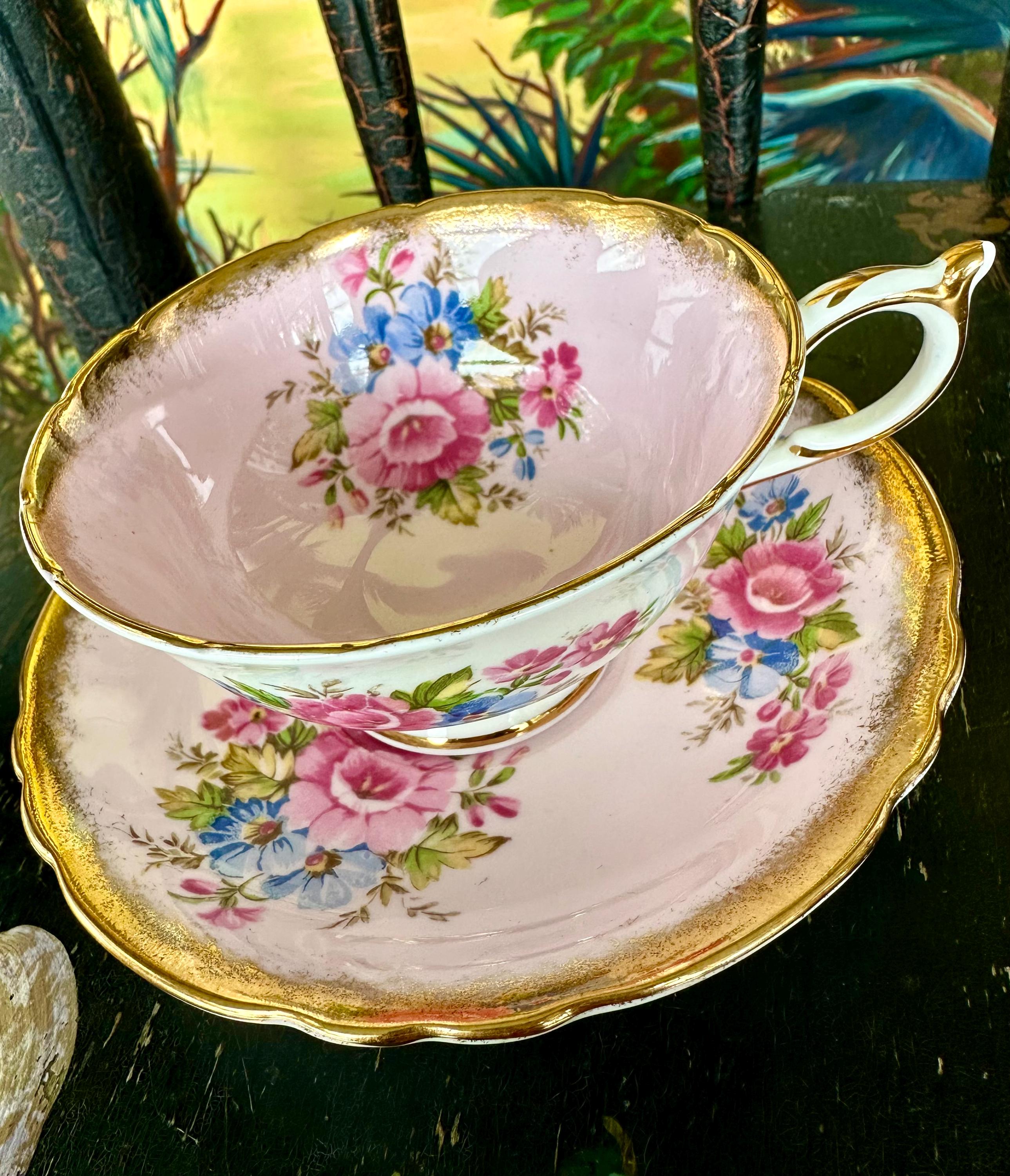Vintage PARAGON ENGLAND by Appointment to Her Majesty the Queen