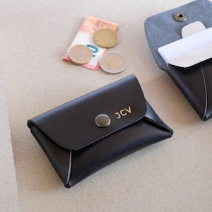 Portafoglio in pelle minimalista, pelle italiana nera, piccolo portafoglio tascabile, sottile, regalo personalizzato per uomo, monogramma, fatto a mano