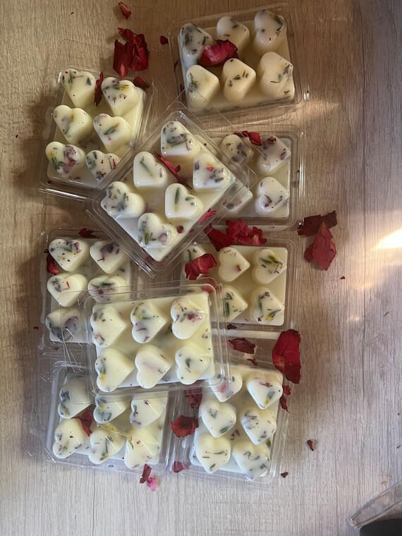 Heart shaped organic wax melts