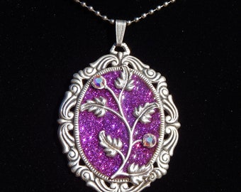 Grape Vine Pendant- Antiqued Silver, Glitter and Resin