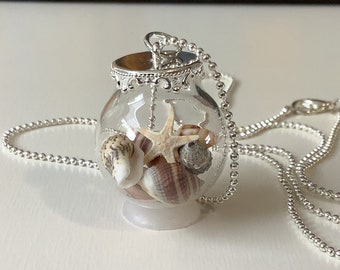 Glasschmuck   Seestern Muscheln Strand Urlaub Kette Anhänger Geschenk Blumen Natur getrocknete Glaskugel Schmuck