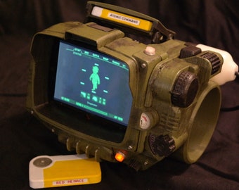 Fallout PIPBOY 3000 Prop Replica reale / Prop Cosplay / Replica di Fallout / Fatto a mano / Regalo Geek / Fallout Fan-Art