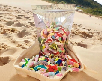 Sweet pick and mix pouch, sweet bag, pick and mix pouch, pick and mix sweets, family share size sweets, gift of sweets.