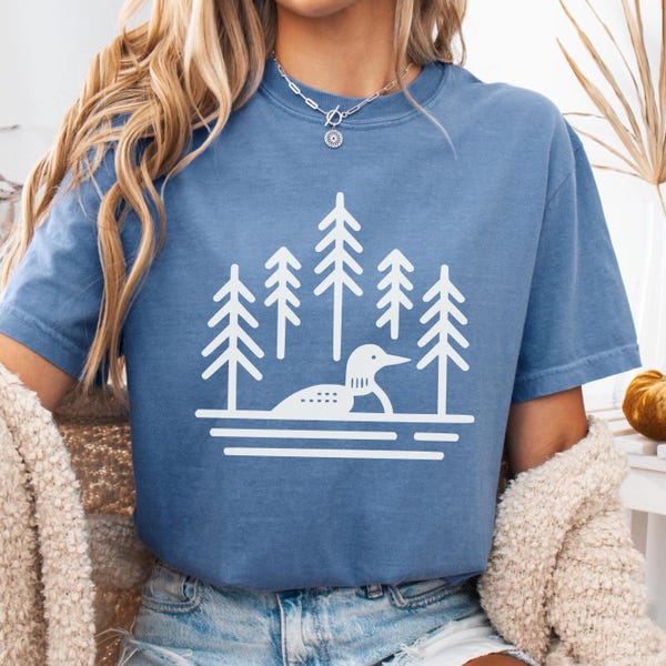 Camiseta Comfort Colors para amantes de los colimbos, regalo para observadores de aves, amantes de los lagos, vacaciones de fin de semana en cabañas, camping, observación de aves, para ella y él.