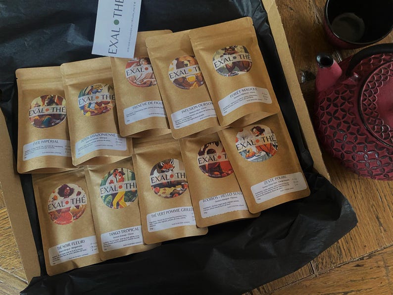 Coffret Découverte | Thés et infusions | Cadeau parfait | Échantillons uniques | Saveurs variées | Packaging élégant | Expérience sensorielle