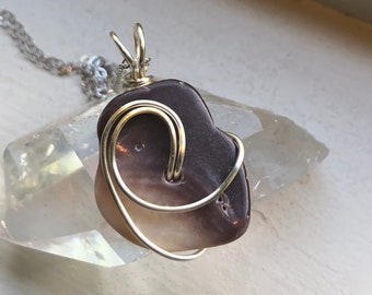 ワンプムシェルネックレス：スターリングシルバー、ロードアイランド産貝殻ジュエリー