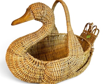 Vintage Wicker Rattan Swan Duck Florist Basket w Handle Brown 10x10 Cottagecore