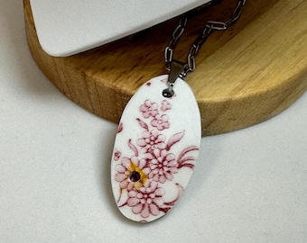 Broken China Jewelry - Vintage Ridgeway Ironstone Staffordshire Canterbury Necklace - ANCESTRY