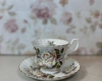 Vintage Royal Albert White Roses Teacup and Saucer Set of Two