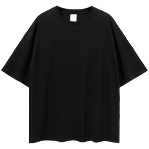 May include: A plain black t-shirt with short sleeves and a crew neck. The shirt has a loose fit and a blank label at the back of the neck. The material looks to be of medium weight, suitable for everyday wear.